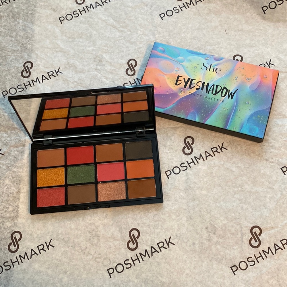 12 Color Eyeshadow Palette - Picture 1 of 4